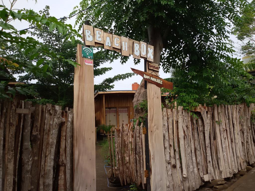 Beach Box Bungalow Gili Trawangan Exterior photo