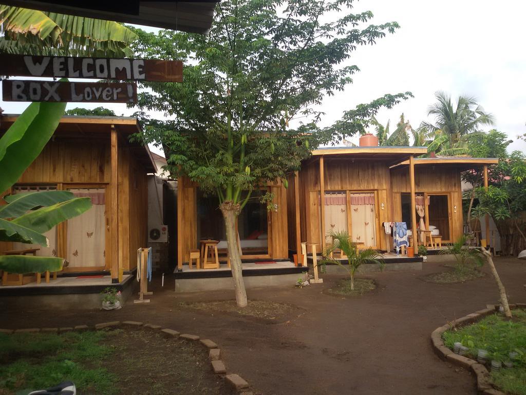 Beach Box Bungalow Gili Trawangan Room photo